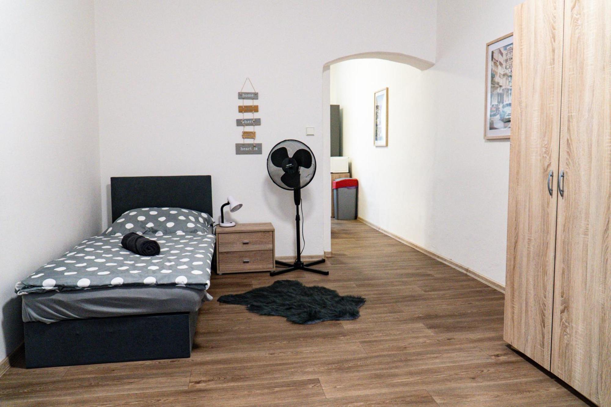 J&m Apartment